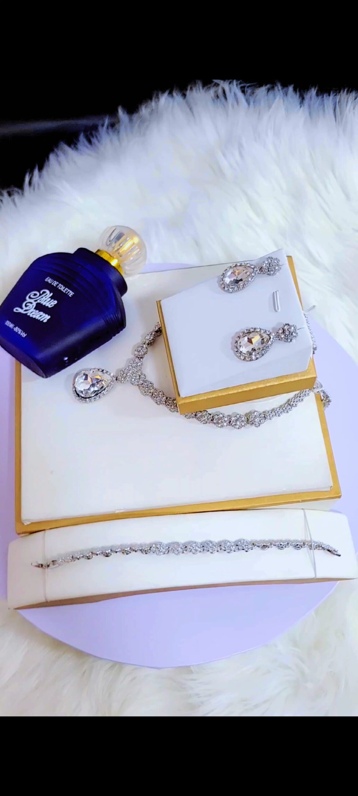 Precious stone jewelry set
