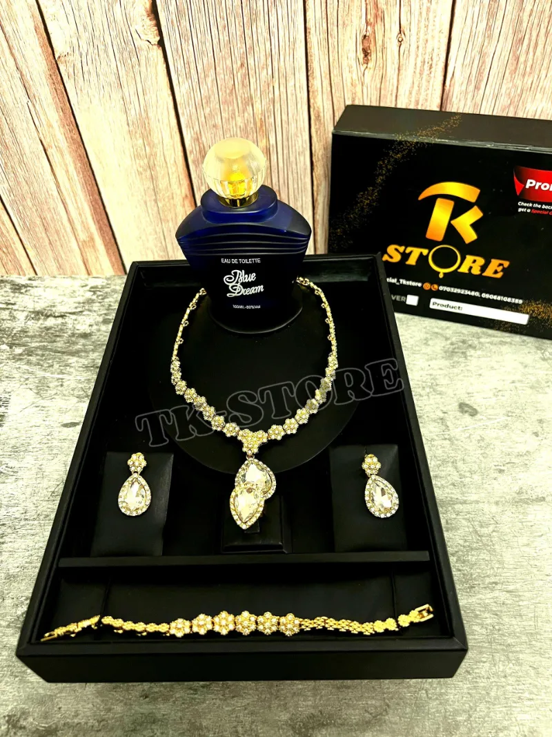 Precious stone jewelry set
