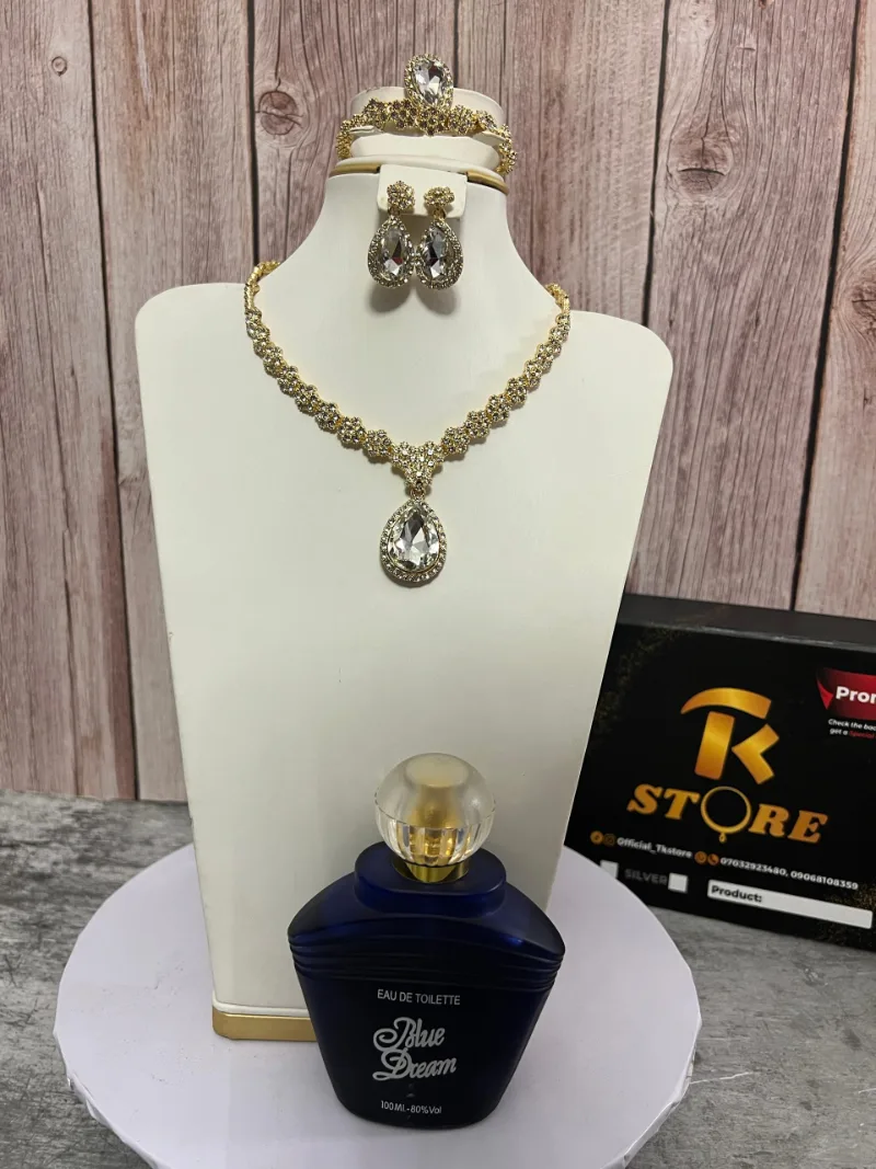 Precious stone jewelry set